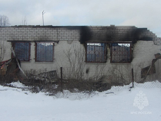 В Савинском районе сосед дважды выводил пенсионерку из горящего дома